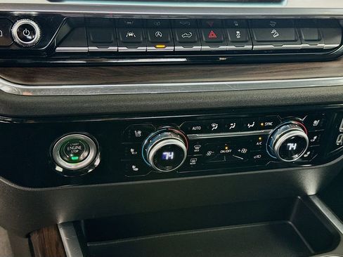 Used 2023 GMC Sierra 1500 SLT w/ SLT Premium Package image 20