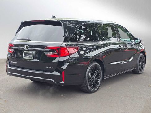 Used 2025 Honda Odyssey Sport-L image 3