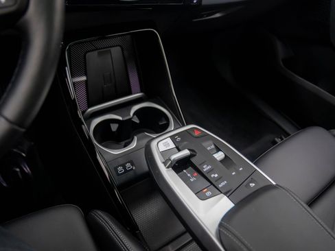 Certified 2025 BMW X2 xDrive28i w/ Premium Package image 12