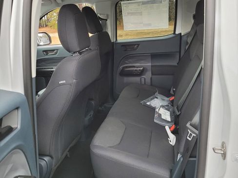 New 2025 Ford Maverick XL image 6