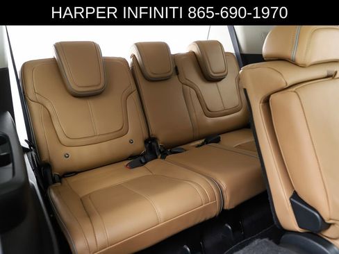 Used 2025 INFINITI QX80 Sensory AWD/4WD image 41