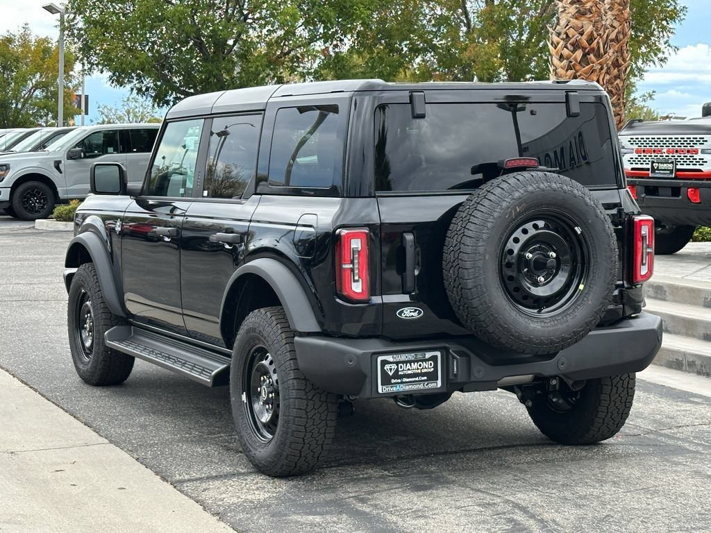 New 2026 Ford Bronco Outer Banks AWD/4WD image 4