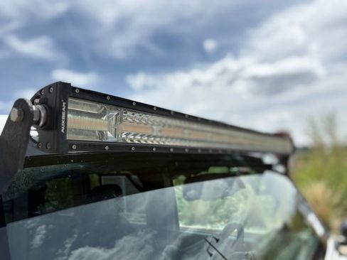 Used 2016 Jeep Wrangler Unlimited Sahara w/ Connectivity Group image 20