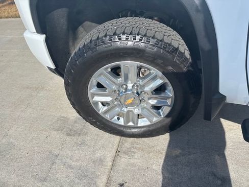 Certified 2024 Chevrolet Silverado 3500 High Country w/ Technology Package AWD/4WD image 28