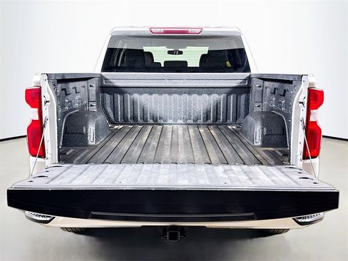 Used 2019 Chevrolet Silverado 1500 Custom w/ Custom Value Package image 22