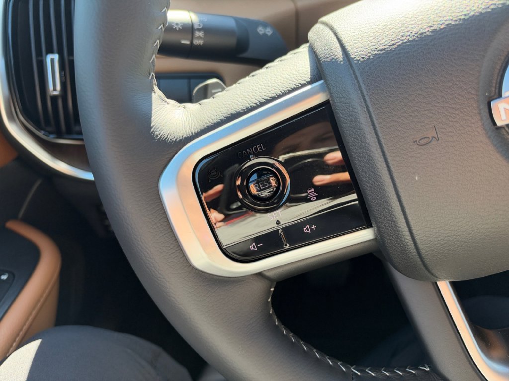 New 2027 Nissan Armada SL RWD image 22