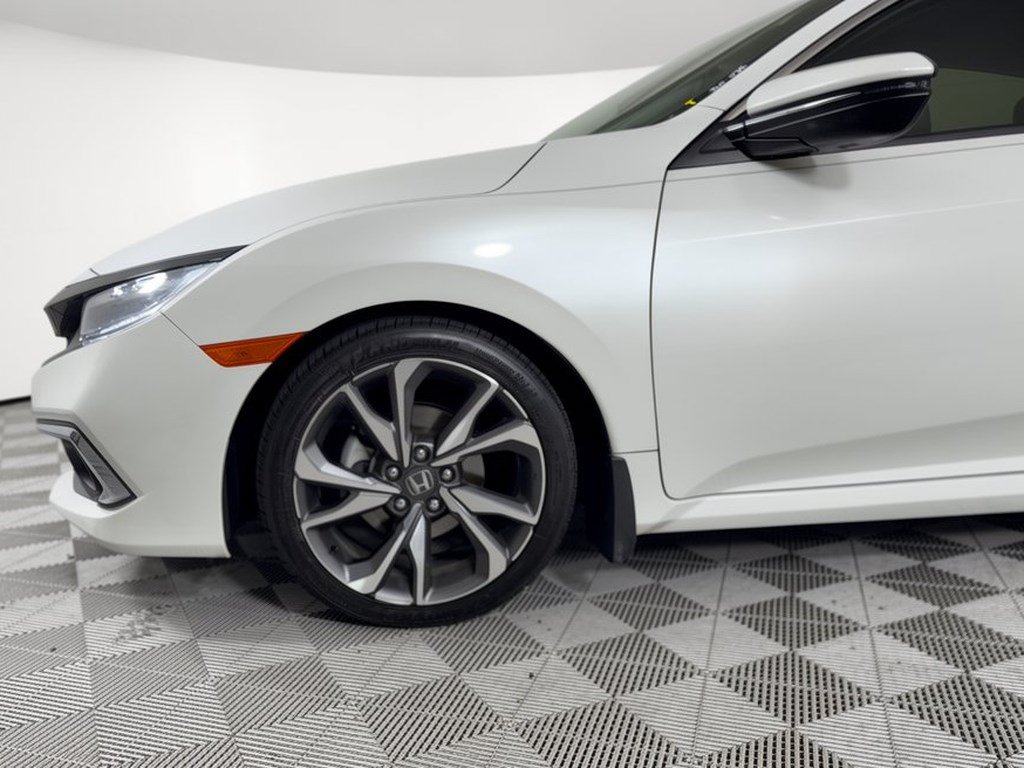 Certified 2019 Honda Civic Touring image 13