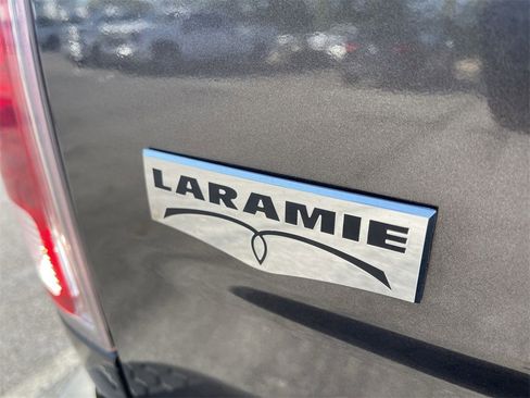Used 2018 RAM 3500 Laramie image 7