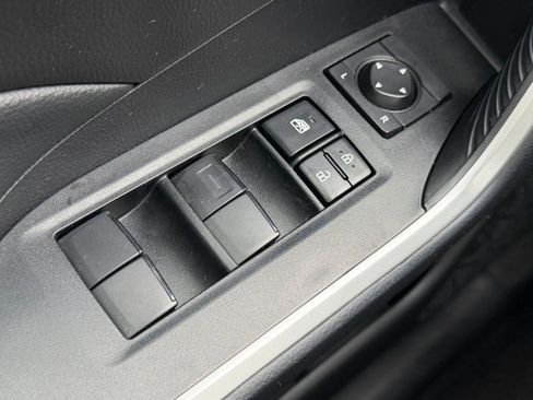 Used 2025 Toyota RAV4 LE AWD/4WD image 25