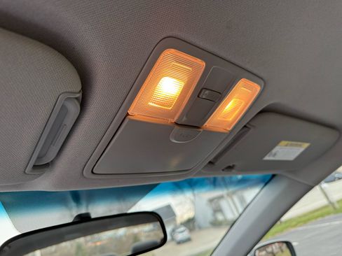 Used 2015 Hyundai Elantra SE w/ Option Group 02 image 38