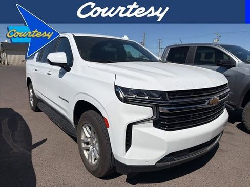 Used 2024 Chevrolet Suburban LT image 1