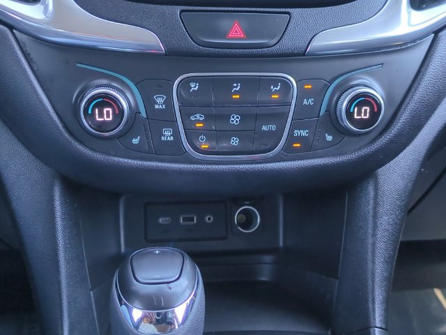 Used 2020 Chevrolet Equinox LT w/ Sport Edition FWD image 18