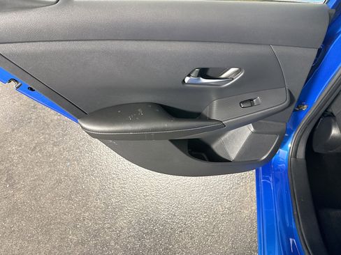 Used 2022 Nissan Sentra SV w/ Trunk Package image 26