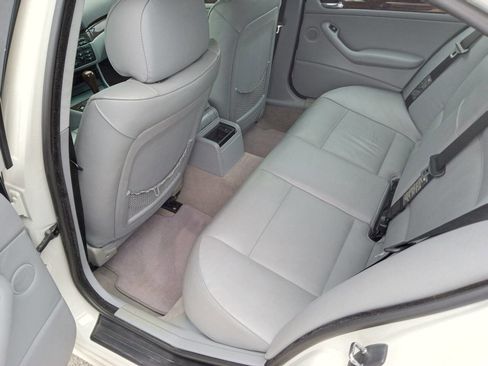 Used 2003 BMW 325i Sedan image 9