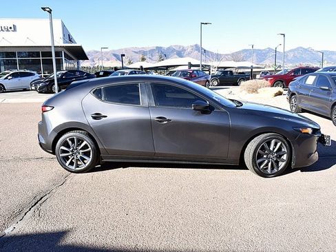 Used 2021 MAZDA MAZDA3 s image 11