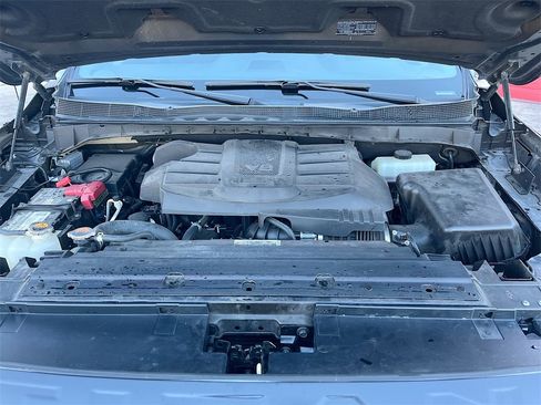 Used 2021 Nissan Titan PRO-4X w/ Off Road Protection Package image 30