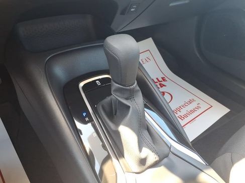 Used 2026 Toyota Corolla LE FWD image 15