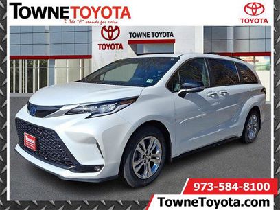 Certified 2023 Toyota Sienna XSE