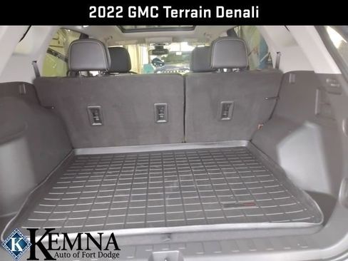 Used 2022 GMC Terrain Denali image 25