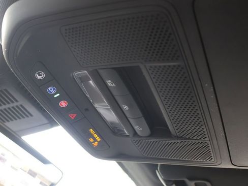 New 2026 Chevrolet Equinox LT w/ Convenience Package II FWD image 37