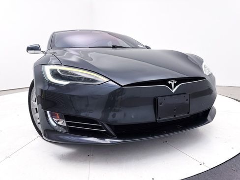 Used 2019 Tesla Model S 100D image 6