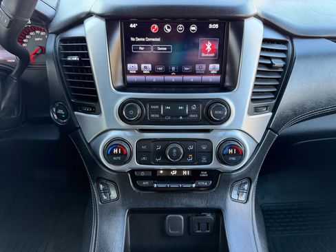 Used 2016 GMC Yukon SLT w/ HD Trailering Package image 30