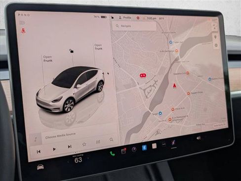 Used 2023 Tesla Model Y Long Range image 13