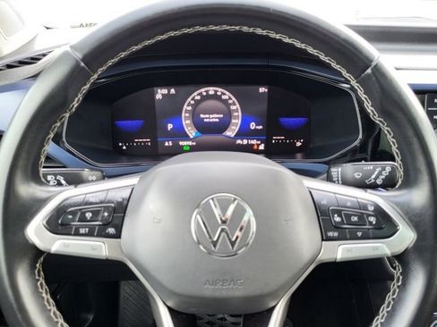 Used 2022 Volkswagen Taos SE AWD/4WD image 15