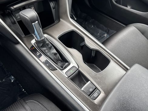 Used 2019 Honda Accord LX image 22