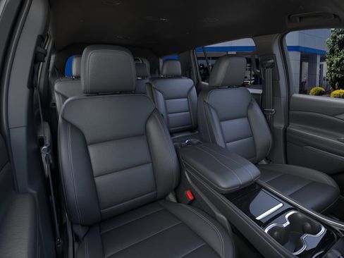 New 2026 Chevrolet Traverse LT w/ Driver Confidence Package FWD image 16