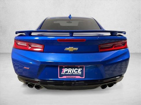 Used 2016 Chevrolet Camaro SS RWD image 6