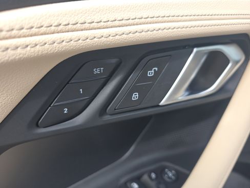 New 2025 BMW 230i Coupe w/ Convenience Package image 9