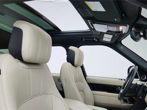 Used 2022 Land Rover Range Rover Westminster Edition image 21