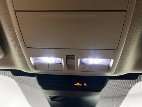 Used 2022 MAZDA MAZDA3 s image 22