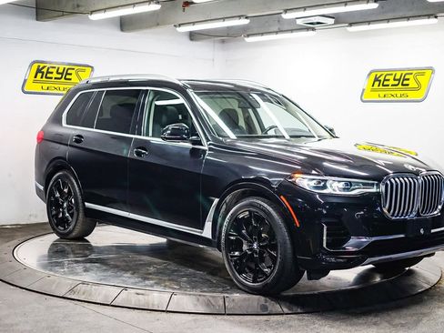 Used 2020 BMW X7 xDrive40i w/ Parking Assistance Package image 5