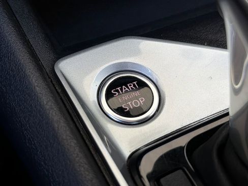 Used 2025 Nissan Altima 2.5 SV image 5