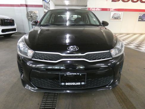 Used 2018 Kia Rio S image 2