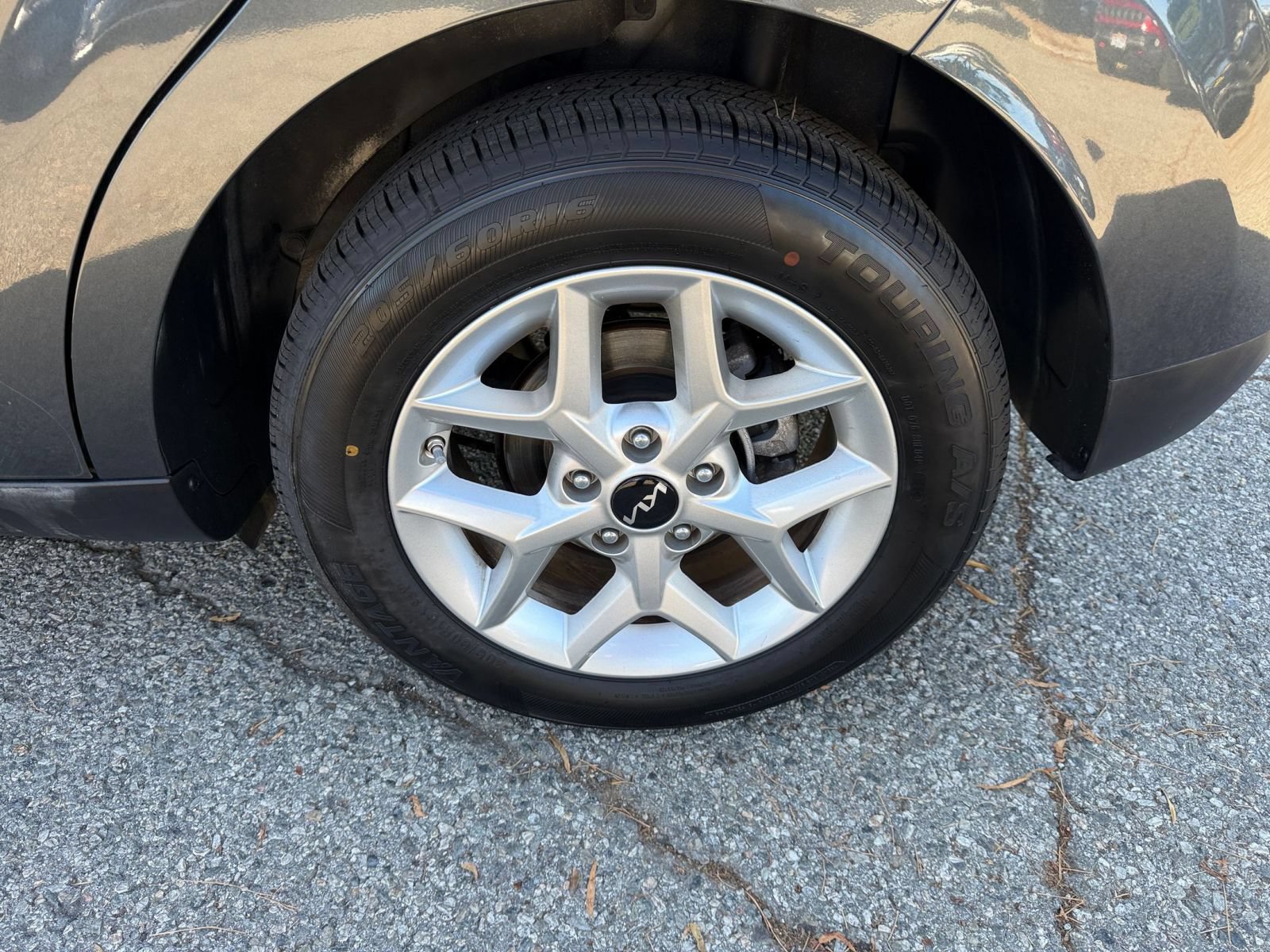 Used 2025 Kia Soul LX w/ LX Technology Package FWD image 26