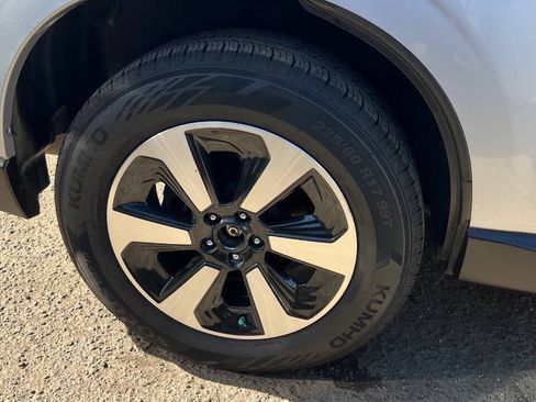 Used 2018 Subaru Forester 2.5i Limited AWD/4WD image 38