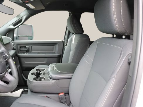 New 2026 RAM 2500 Tradesman AWD/4WD image 11