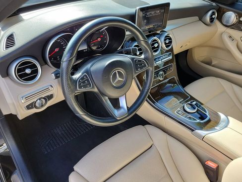 Used 2018 Mercedes-Benz C 300 Sedan image 19