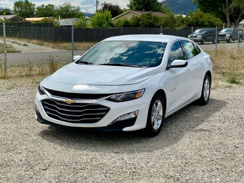 Certified 2023 Chevrolet Malibu LT image 1
