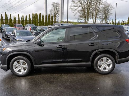 Certified 2023 Honda Pilot LX image 8