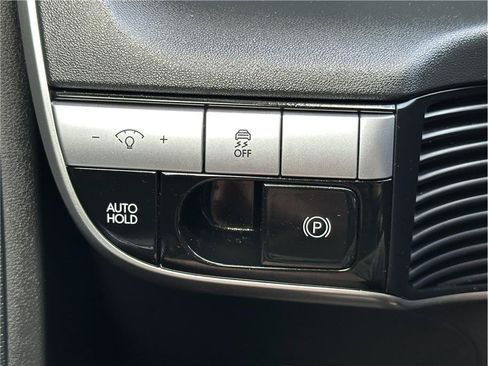 Used 2024 Hyundai Ioniq 5 SE AWD/4WD image 25