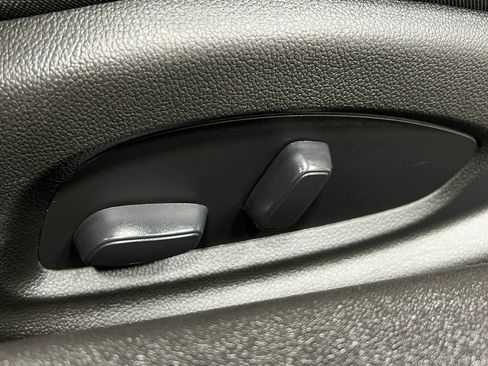 Used 2021 Chevrolet Camaro LT RWD image 16