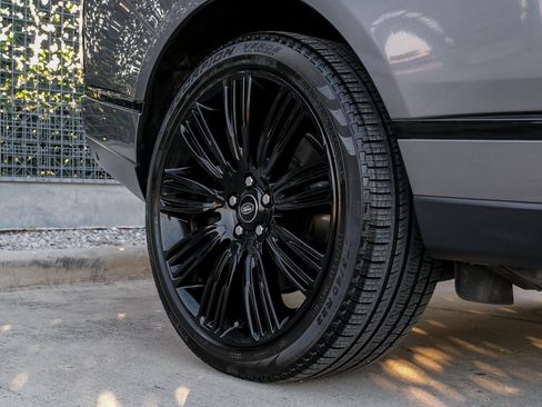 Used 2021 Land Rover Range Rover P525 Westminster Edition image 54