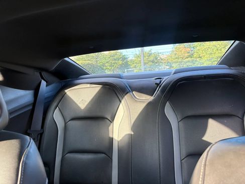 Used 2017 Chevrolet Camaro SS RWD image 2