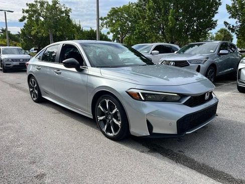 Used 2025 Honda Civic Sport Touring image 1