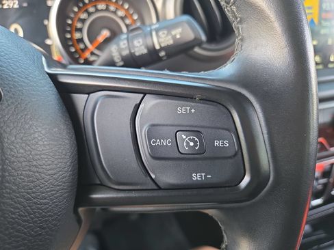 Used 2022 Jeep Wrangler Unlimited Sport AWD/4WD image 27