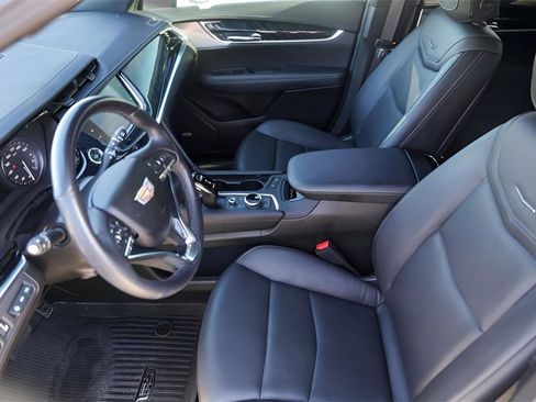 Certified 2024 Cadillac XT6 Premium Luxury w/ Technology Package image 8